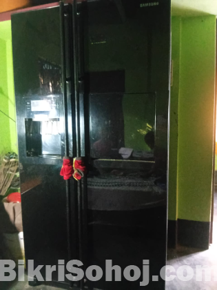 Samsung double door fridge model-RS21HFLBG